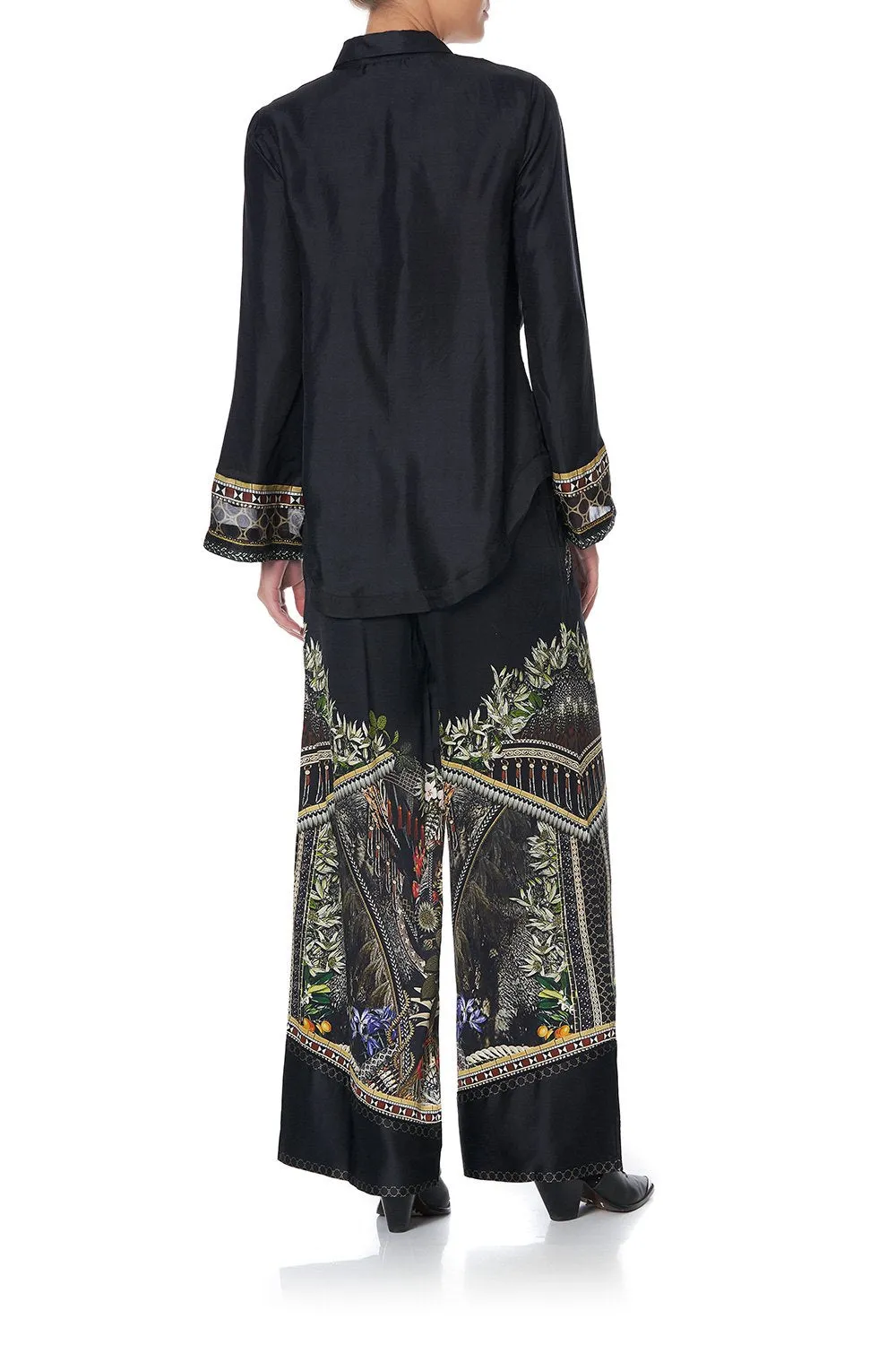 BUTTON DOWN SHIRT WITH CONTRAST BOTANICAL CHRONICLES