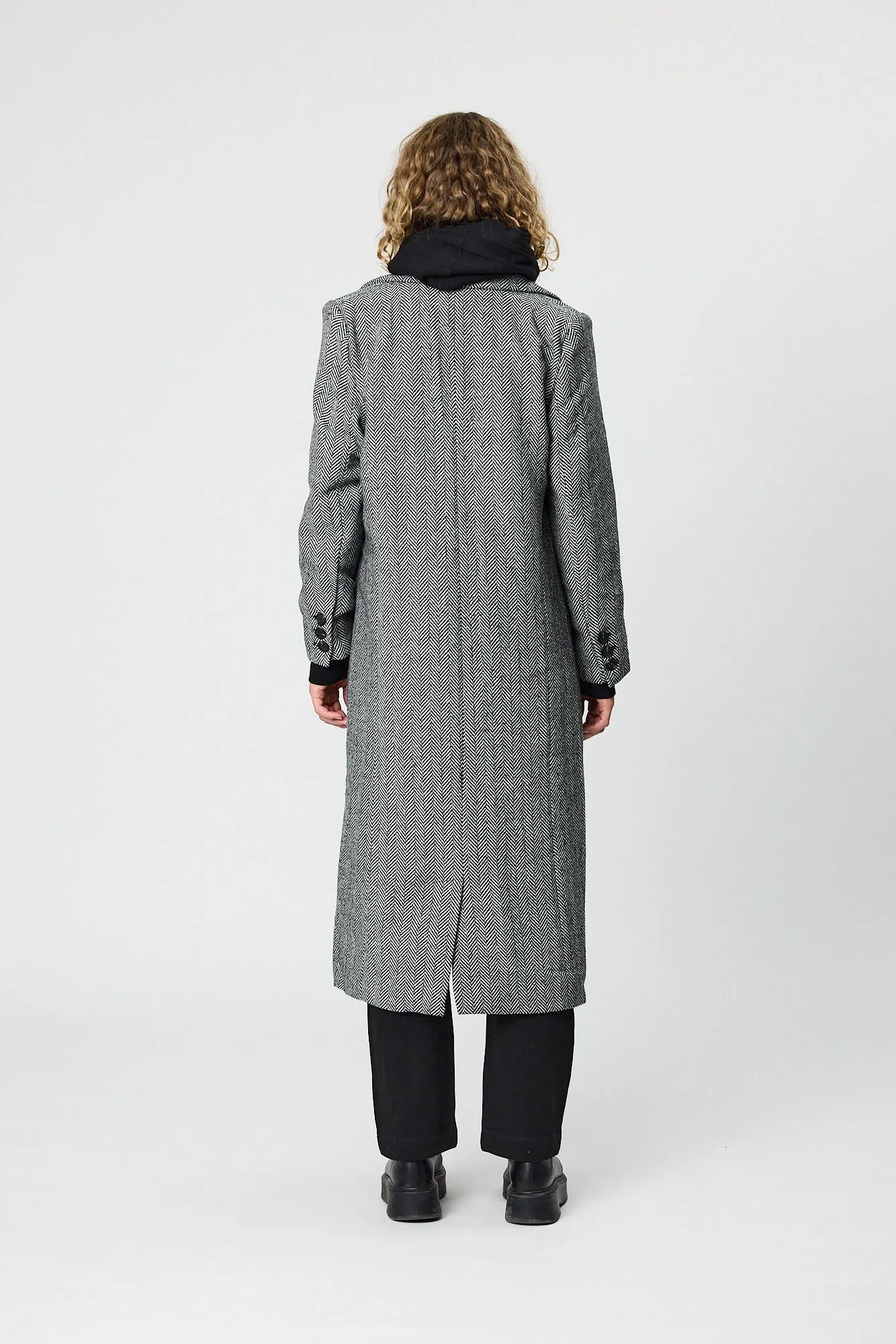 COLIN LONG COAT - BLACK HERRINGBONE