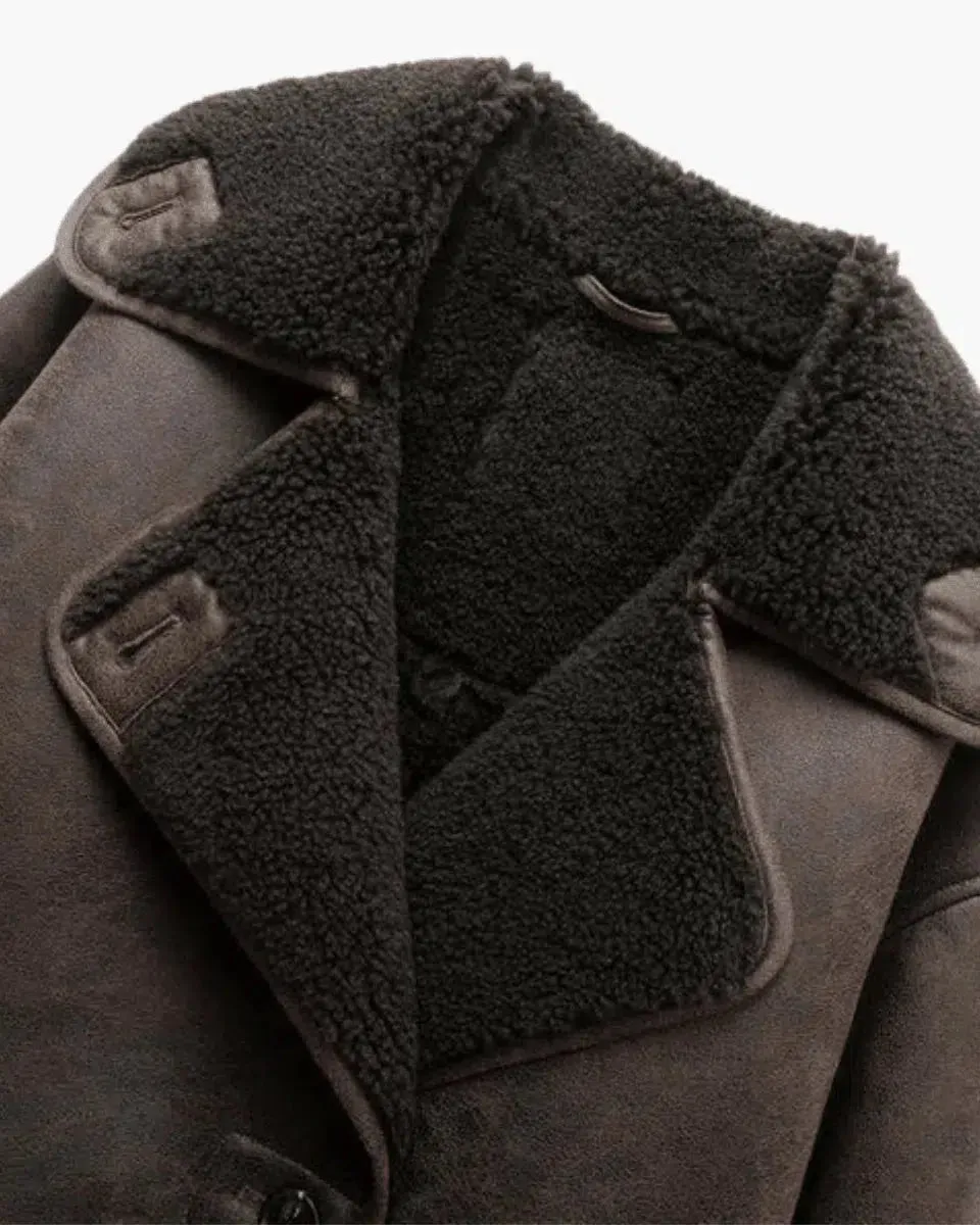 Ginevra – Classic button details – Faux leather jacket